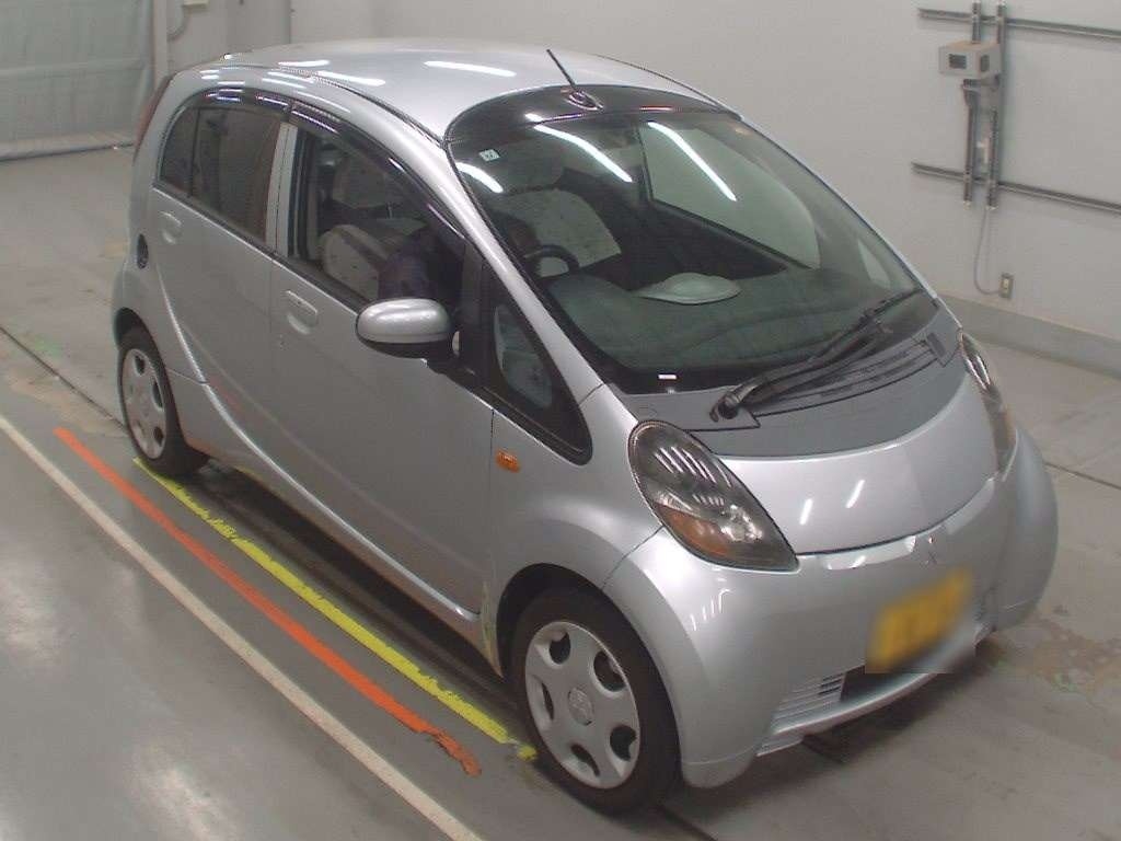 MITSUBISHI I
