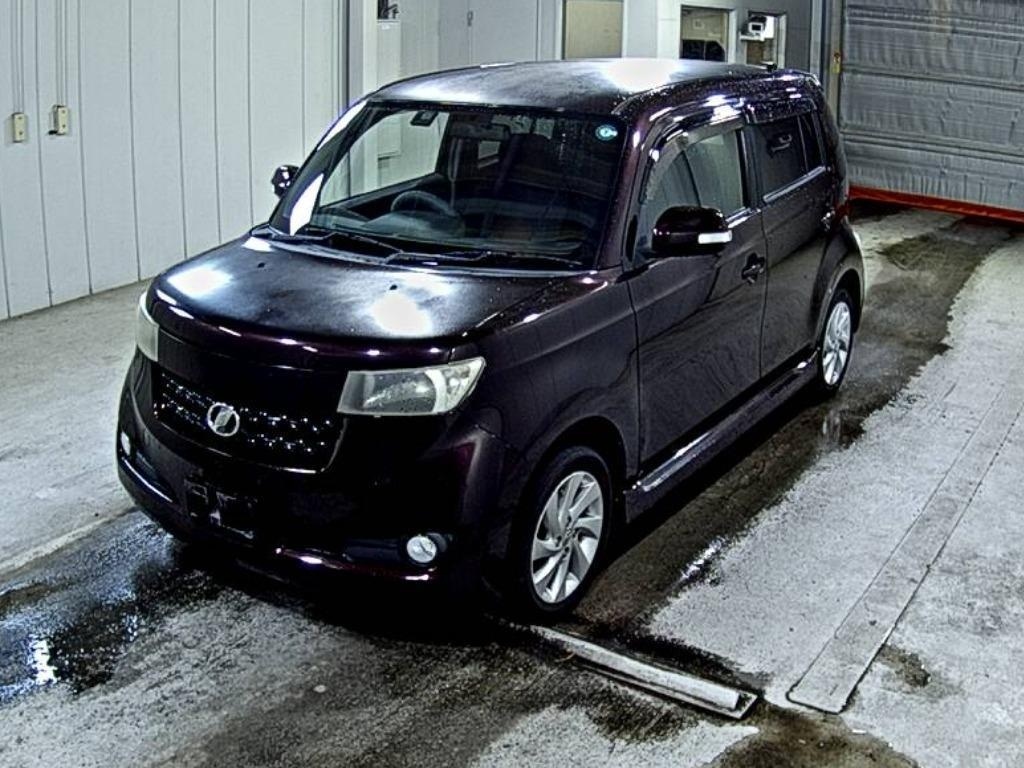 TOYOTA BB