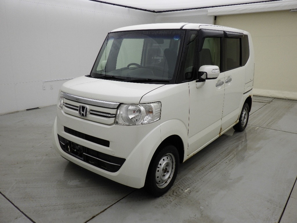 HONDA N-BOX