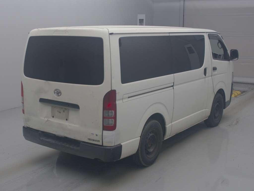 TOYOTA REGIUS ACE