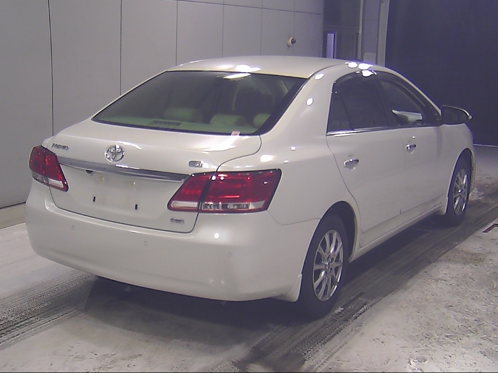 TOYOTA PREMIO