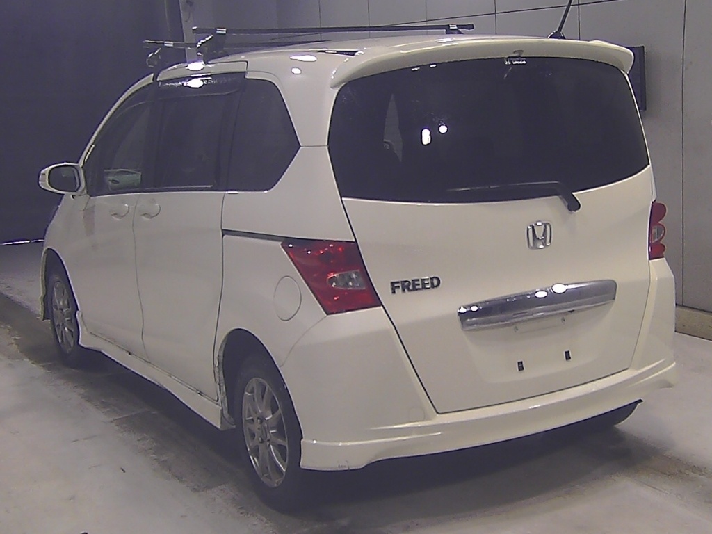 HONDA FREED