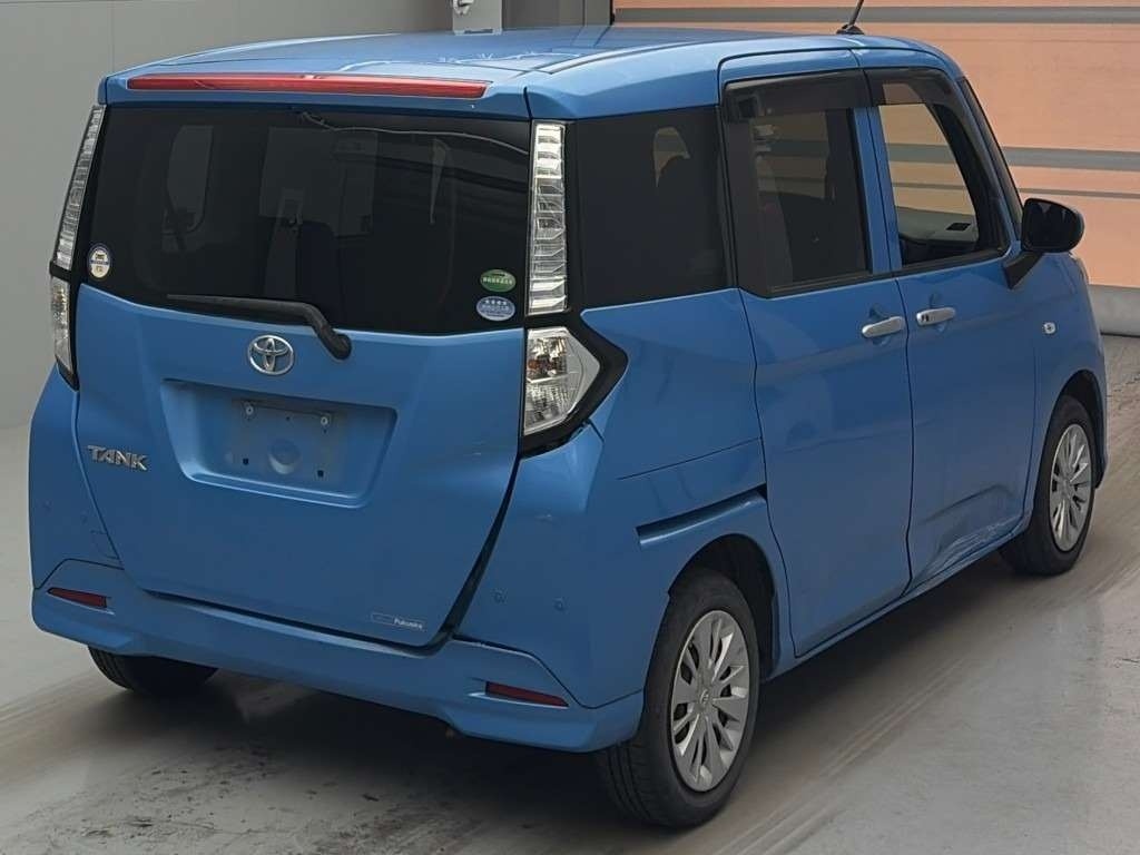 TOYOTA TANK