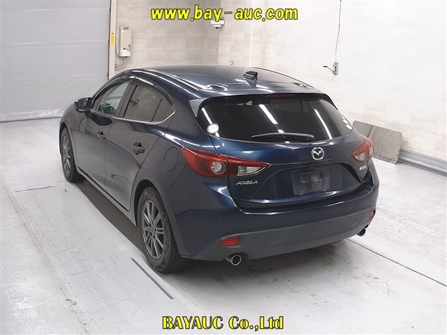 MAZDA AXELA