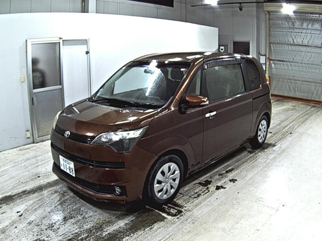 TOYOTA SPADE