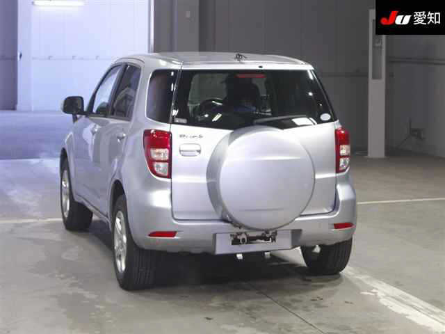 TOYOTA RUSH
