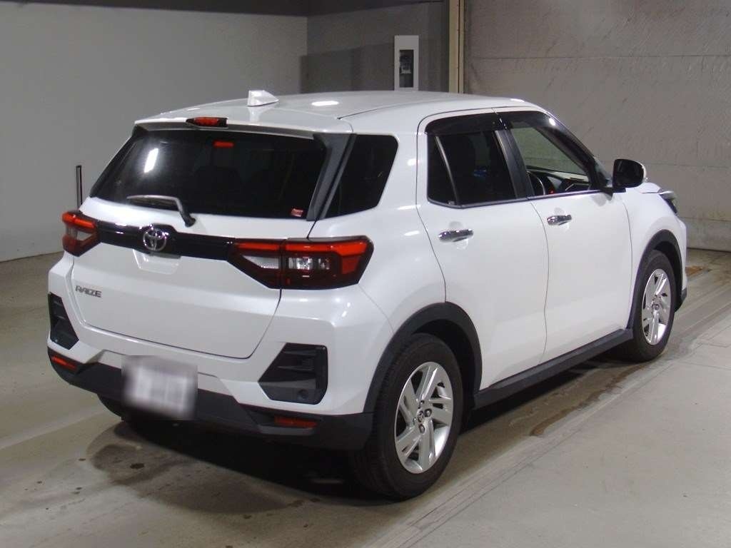 TOYOTA RAIZE