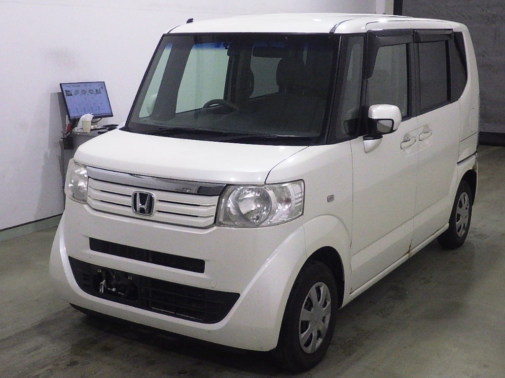 HONDA N-BOX