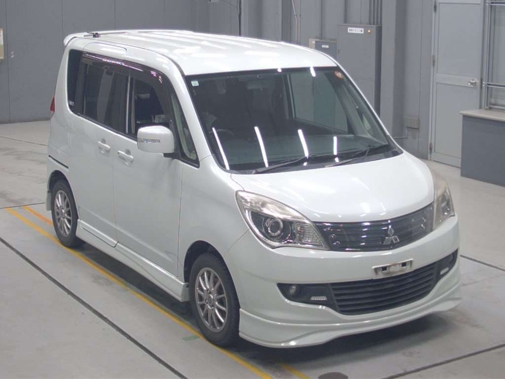 MITSUBISHI DELICA D:2