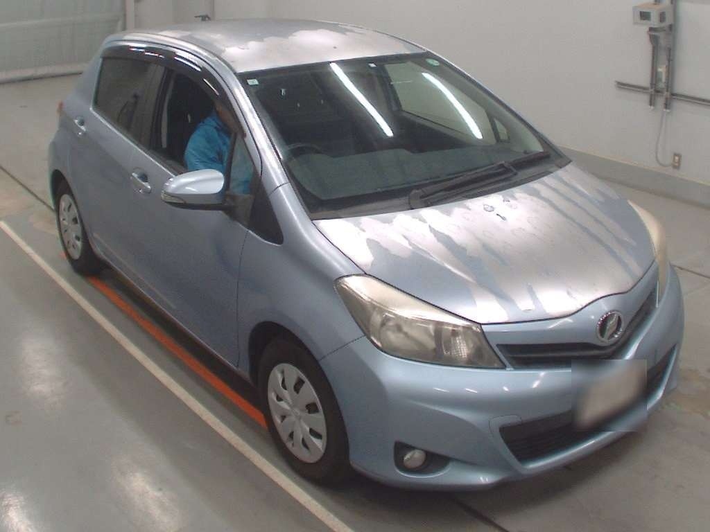 TOYOTA VITZ