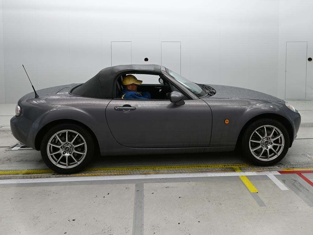 MAZDA ROADSTER