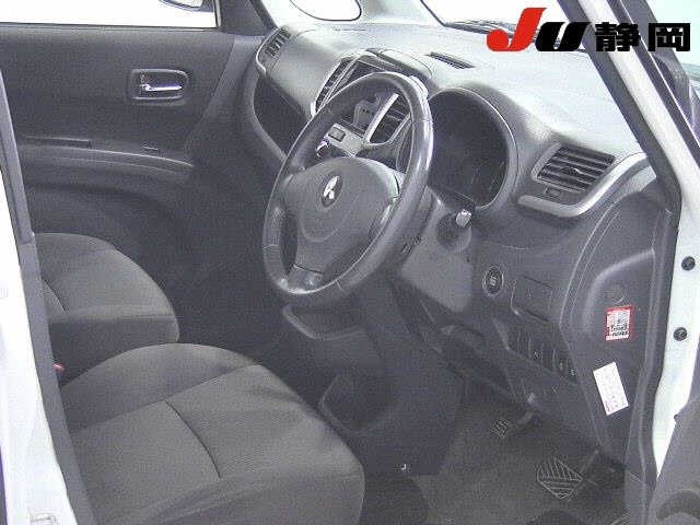 MITSUBISHI DELICA D:2
