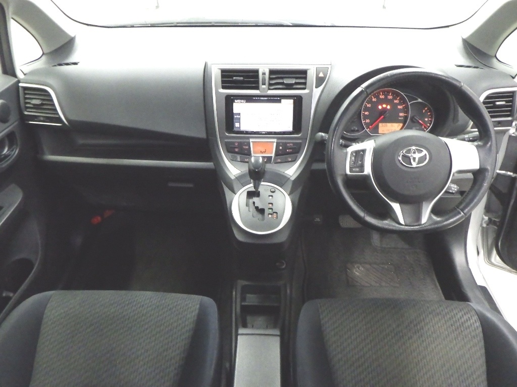 TOYOTA RACTIS