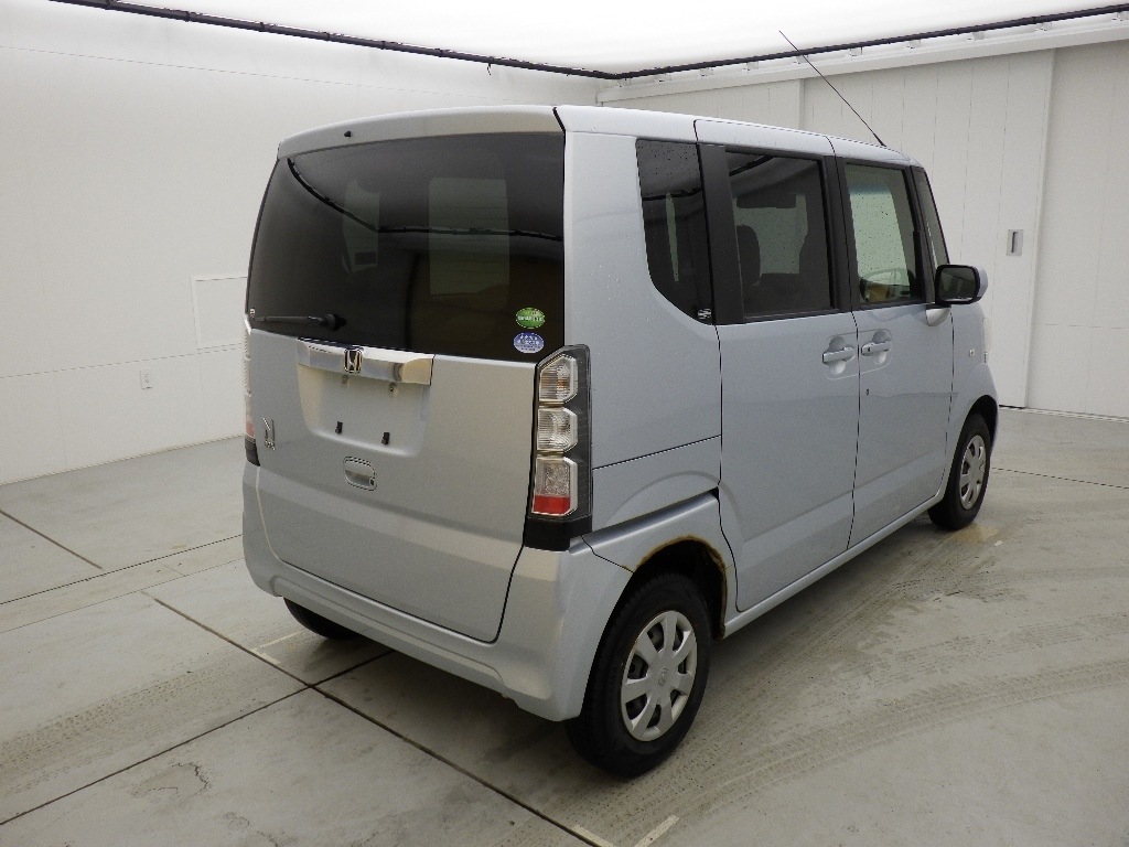 HONDA N-BOX