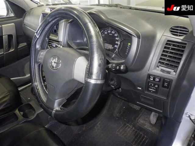 TOYOTA RUSH