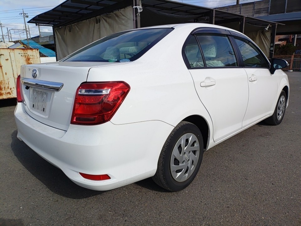 TOYOTA COROLLA AXIO