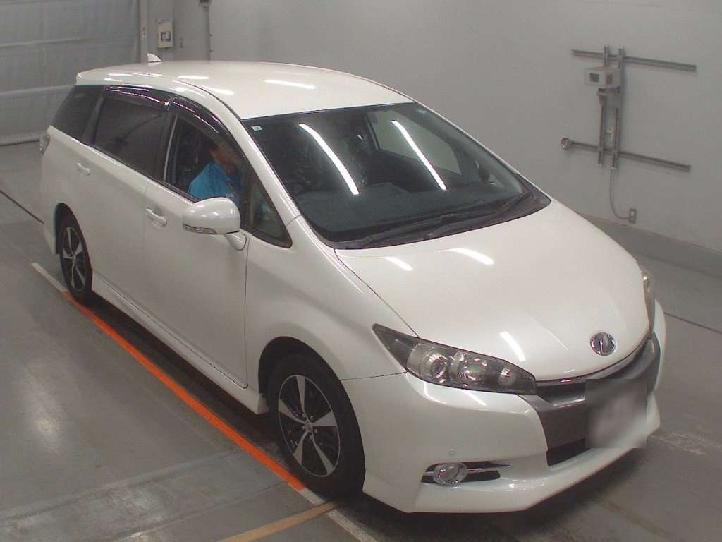 TOYOTA WISH
