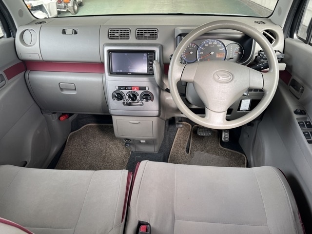 DAIHATSU MOVE CONTE