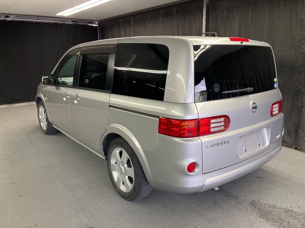 NISSAN LAFESTA