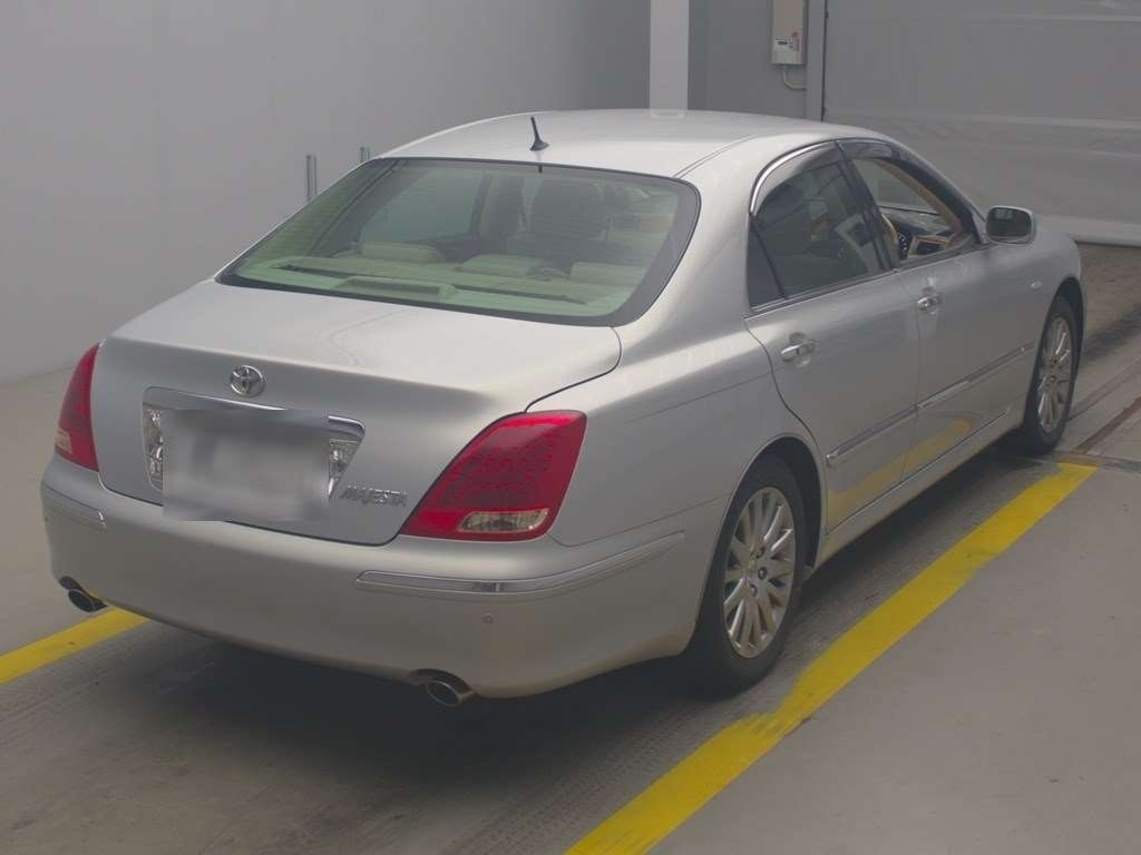 TOYOTA CROWN MAJESTA