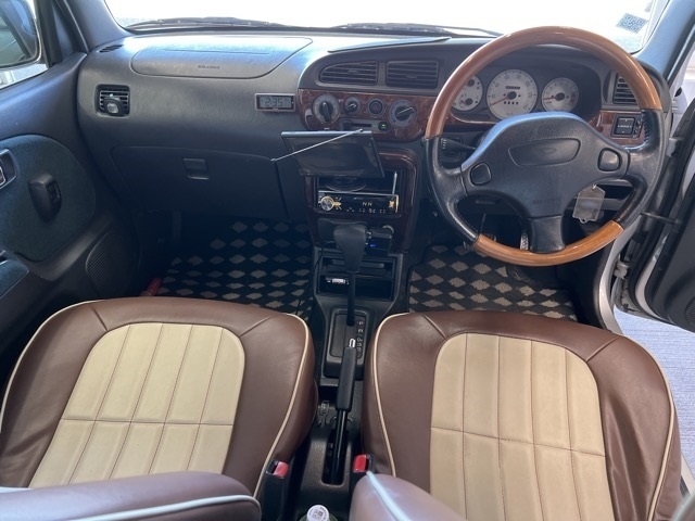 DAIHATSU MIRA GINO