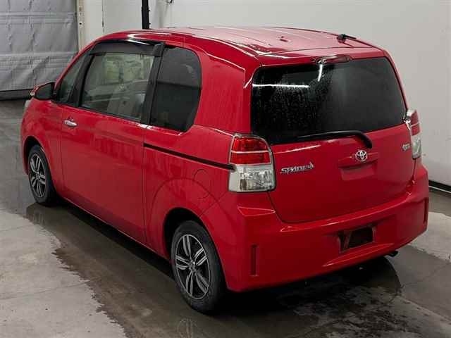 TOYOTA SPADE