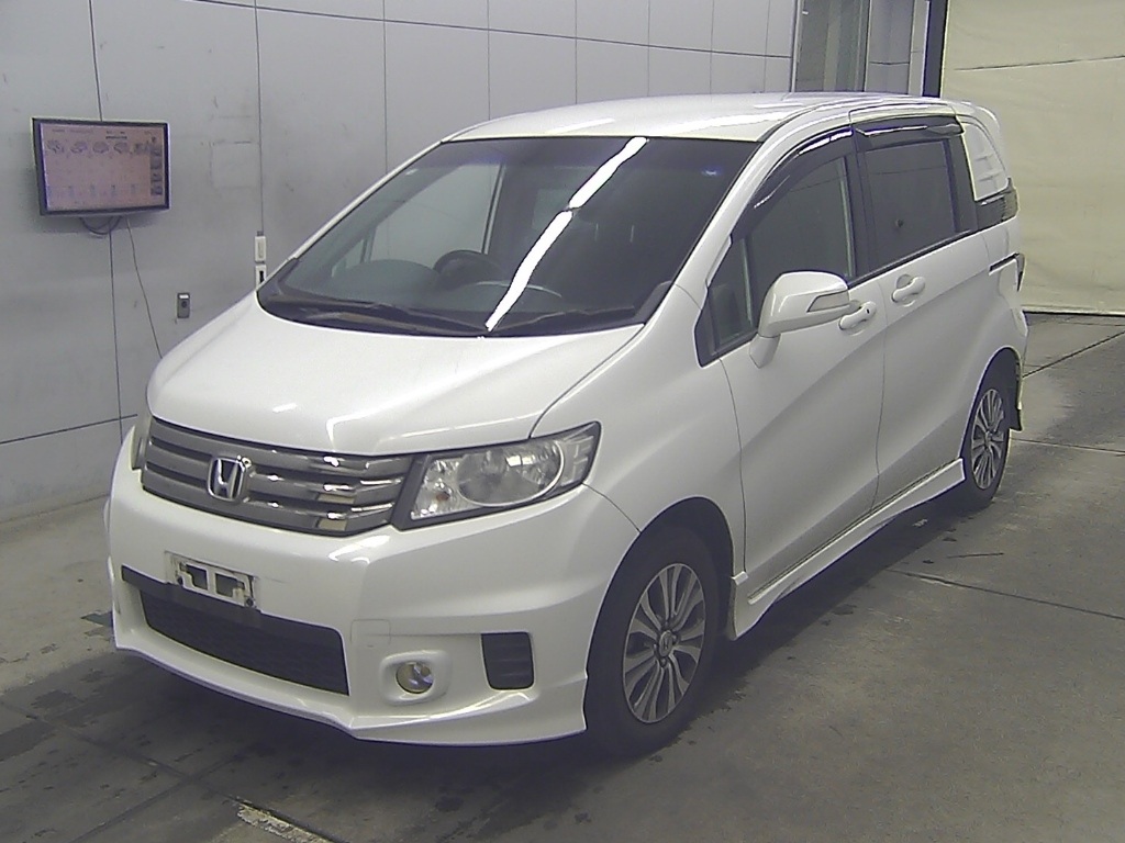 HONDA FREED SPIKE