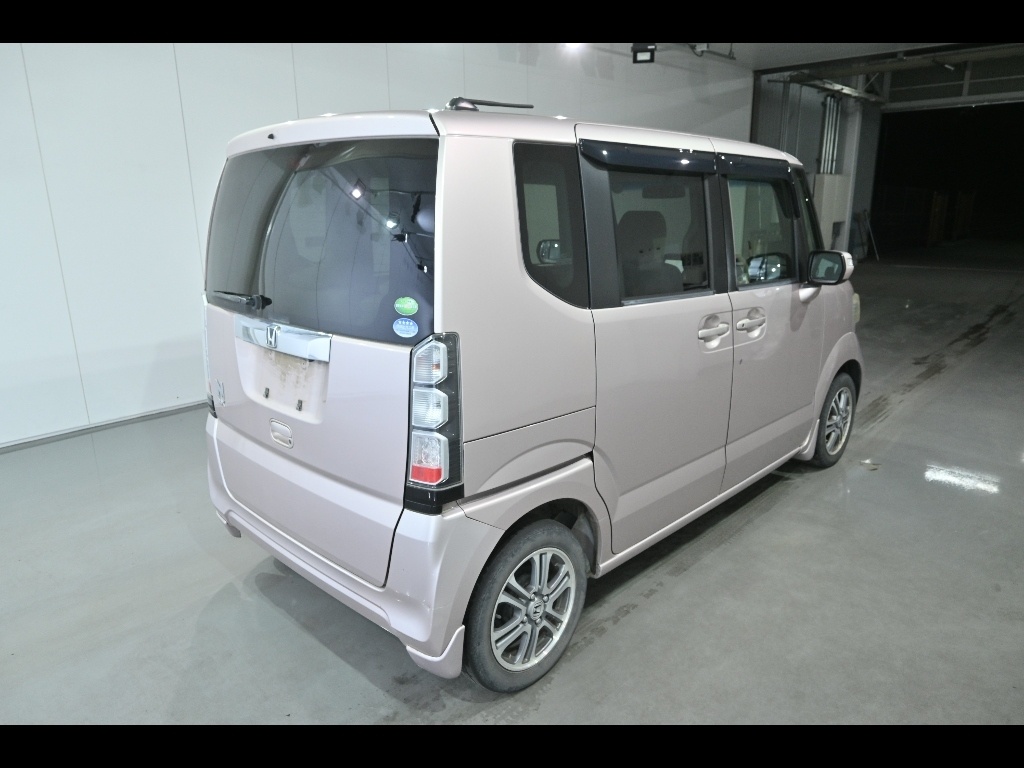 HONDA N-BOX
