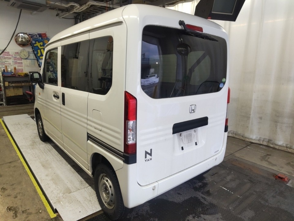 HONDA N-VAN
