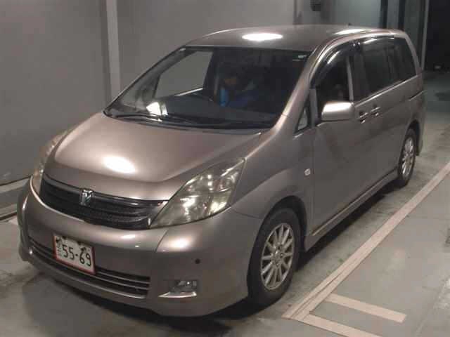 TOYOTA ISIS