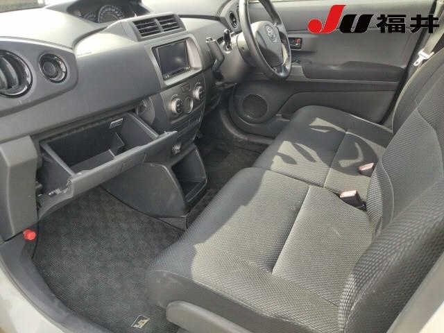 TOYOTA BB
