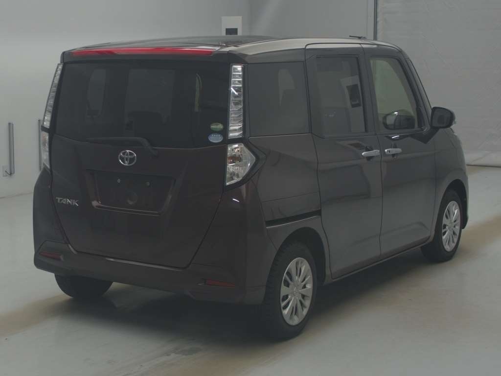 TOYOTA TANK