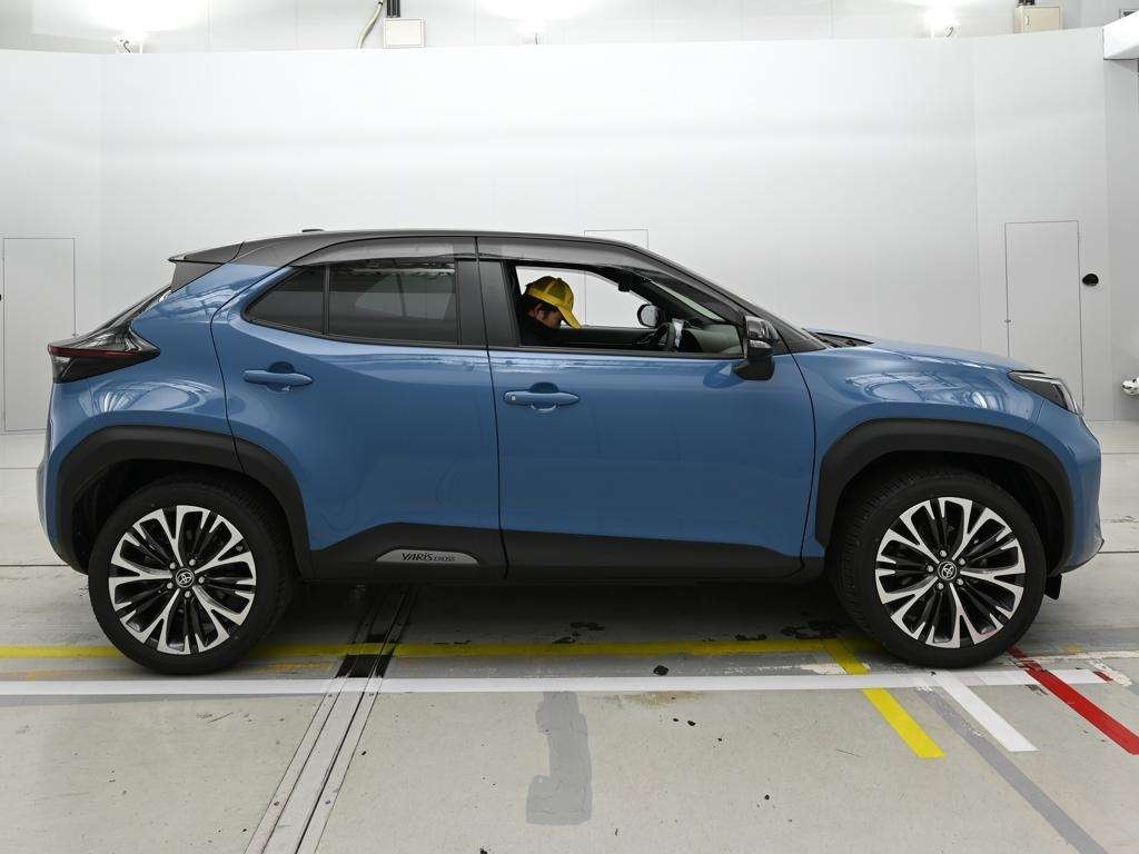 TOYOTA YARIS CROSS