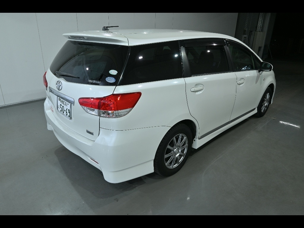 TOYOTA WISH