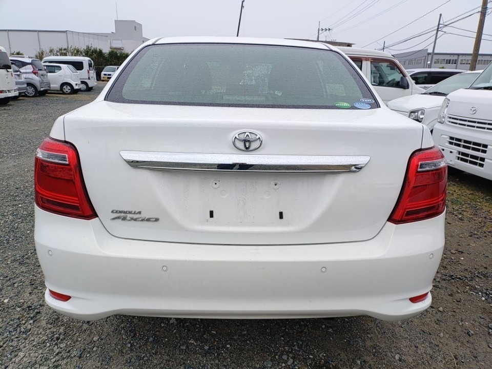 TOYOTA COROLLA AXIO