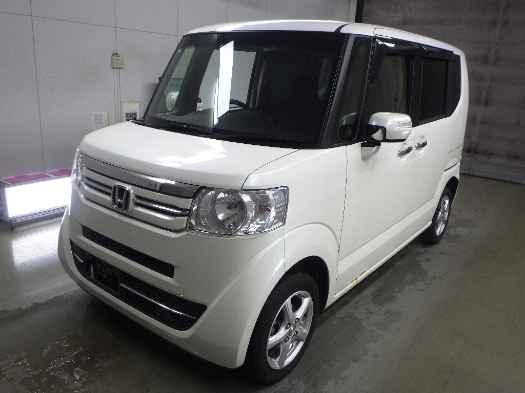 HONDA N-BOX