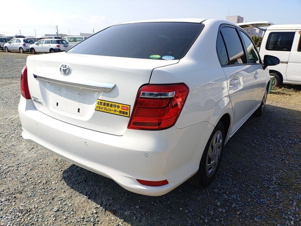 TOYOTA COROLLA AXIO