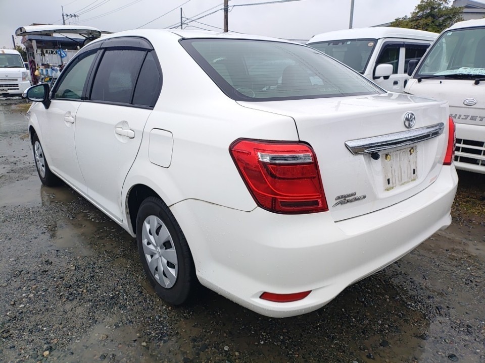 TOYOTA COROLLA AXIO