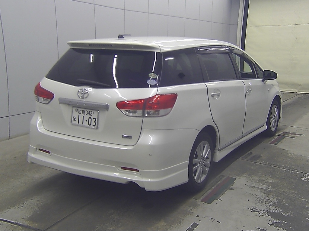 TOYOTA WISH