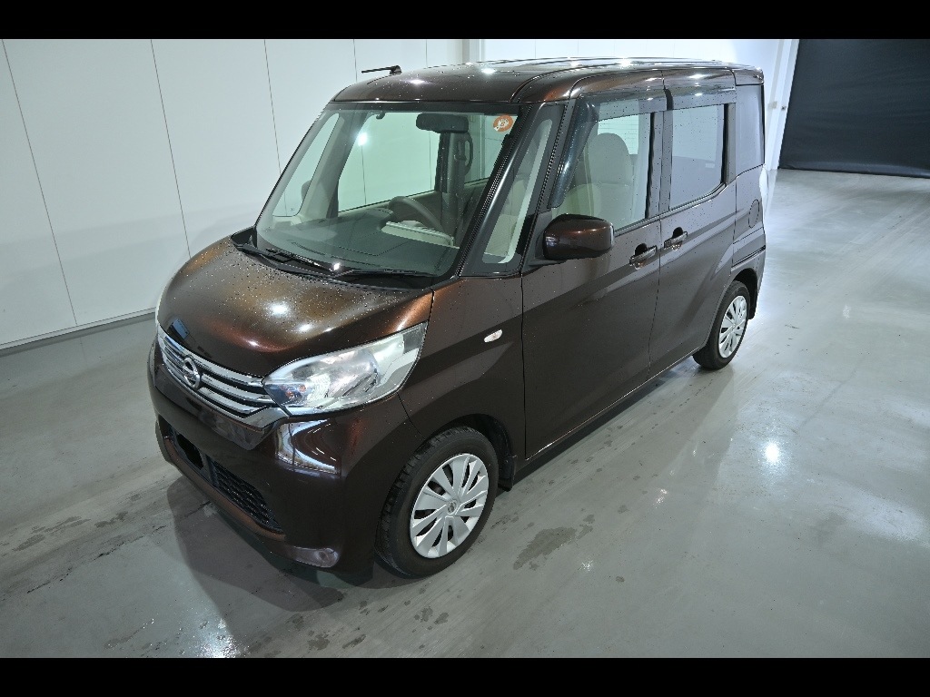 NISSAN DAYZ ROOX