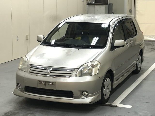 TOYOTA RAUM