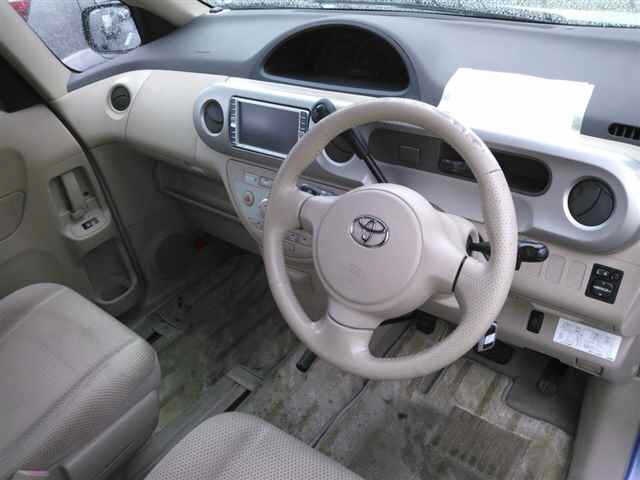 TOYOTA PORTE