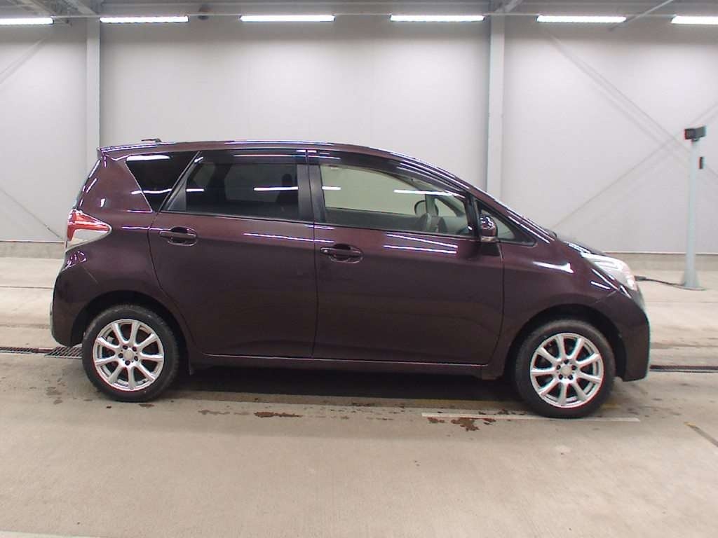 TOYOTA RACTIS