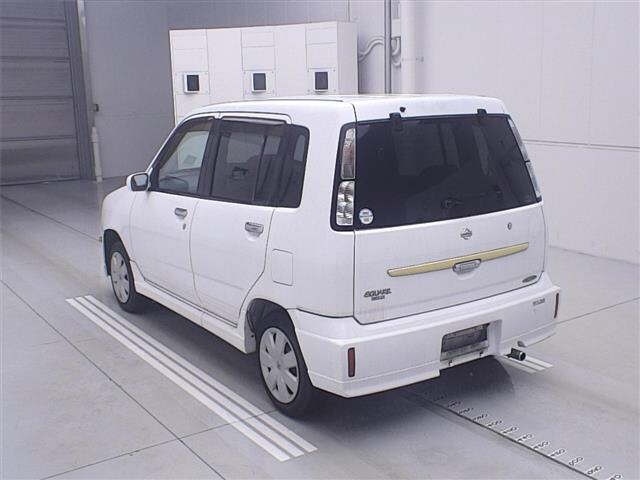 NISSAN CUBE