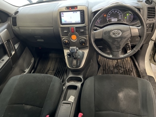 TOYOTA RUSH