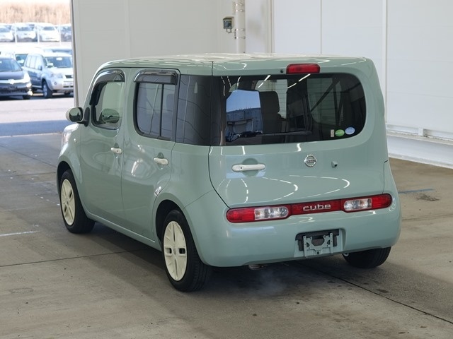 NISSAN CUBE