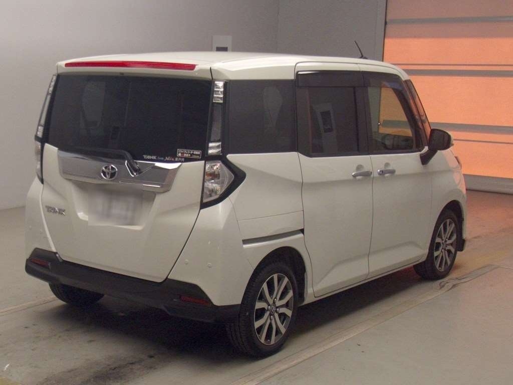 TOYOTA TANK