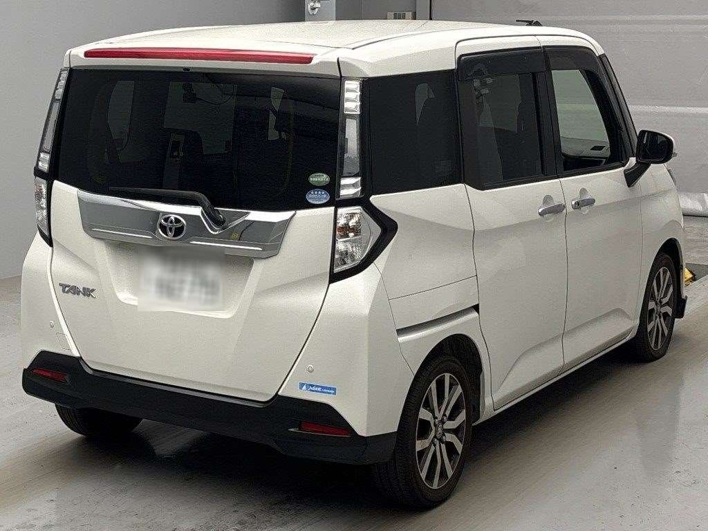 TOYOTA TANK