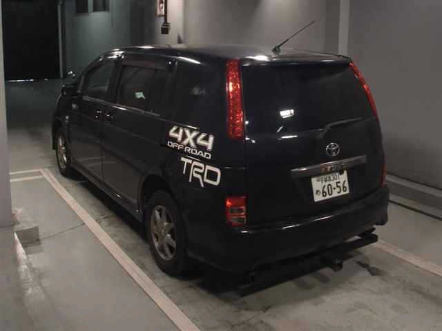 TOYOTA ISIS