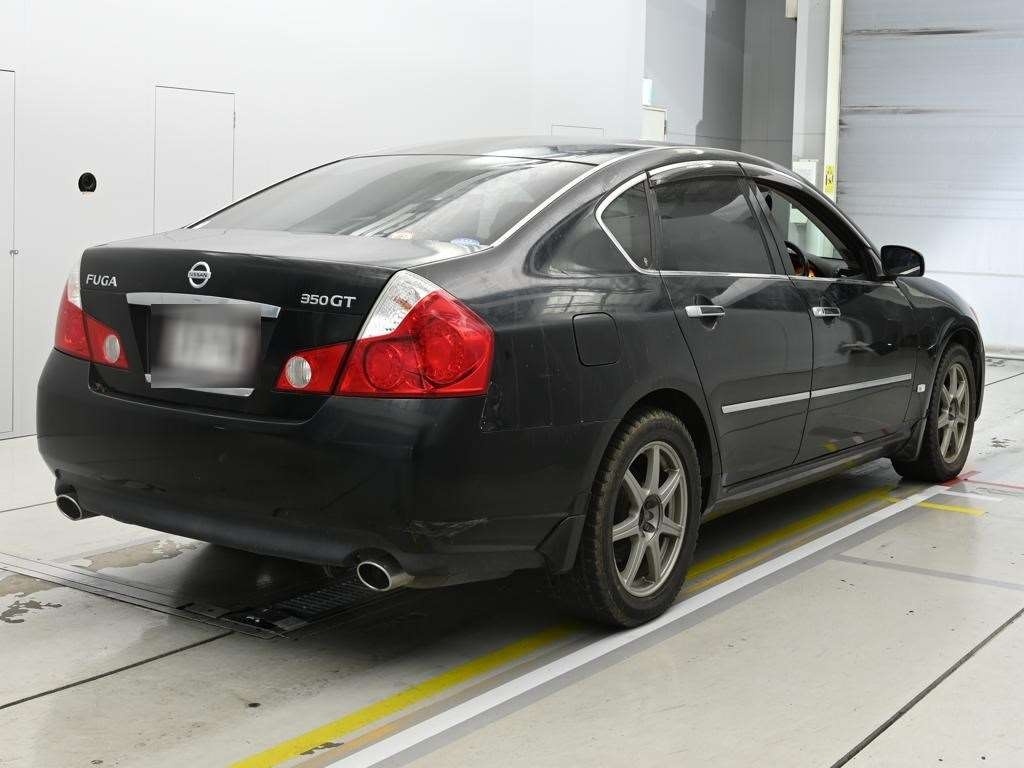 NISSAN FUGA